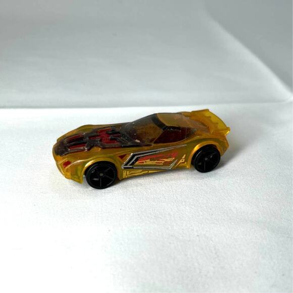 Hot Wheels HW Track Stars Race Nerve Hammer 2013 Yellow Car 1:64 Diecast Used - Picture 3 of 7
